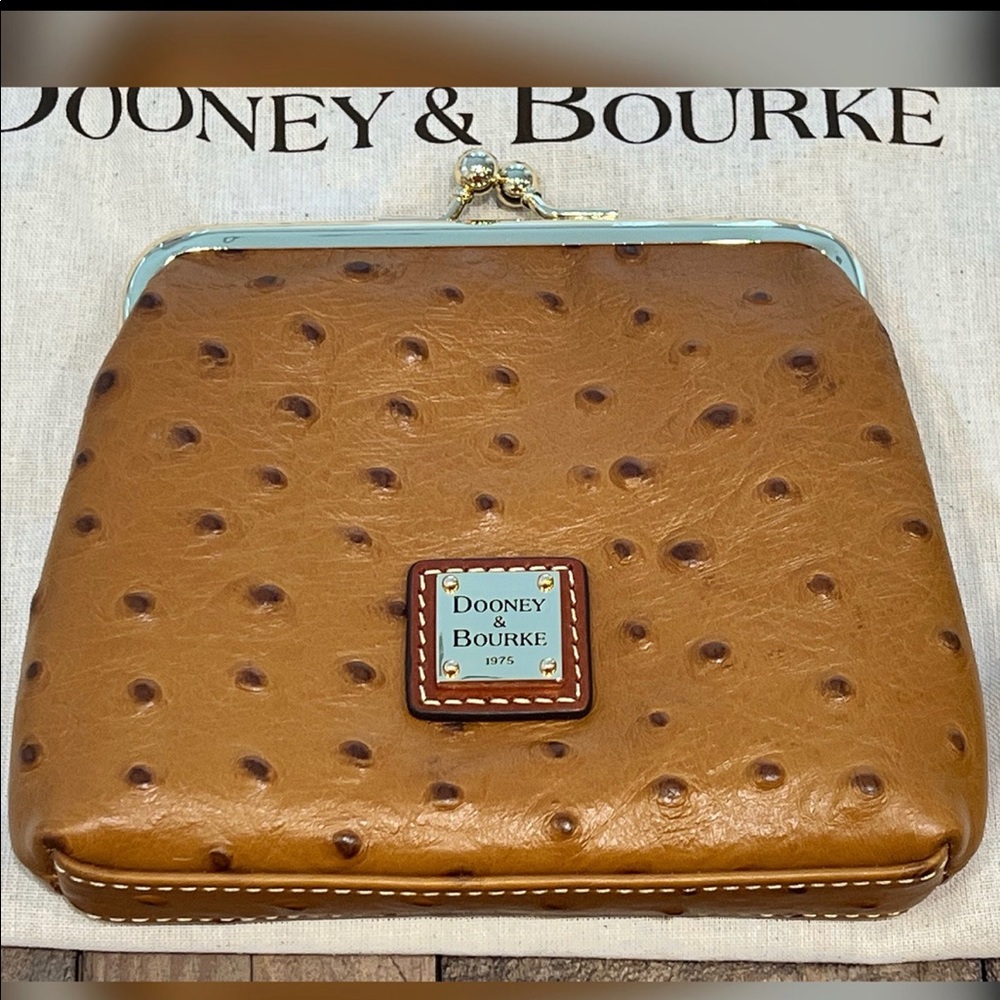 New Authentic Dooney & Burke Leather Kisslock Wallet with Dustbag